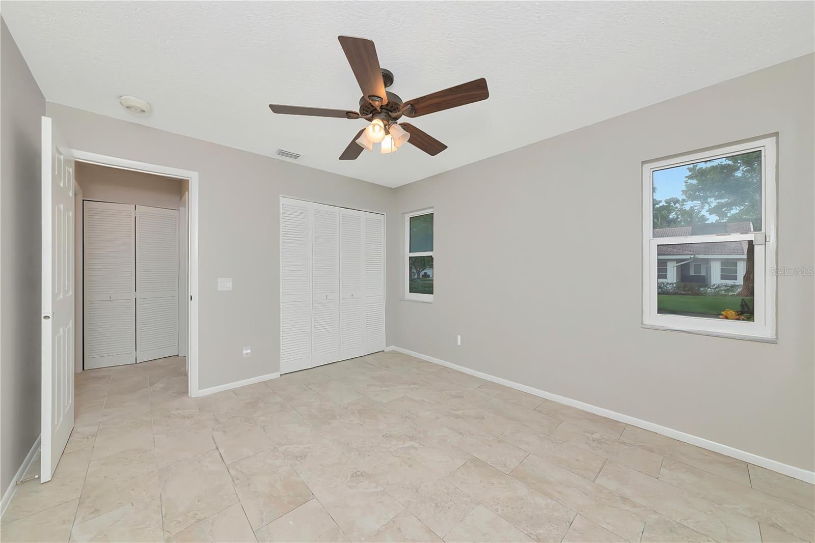 Image 33 of 41 For 5714 Garden Lakes Drive