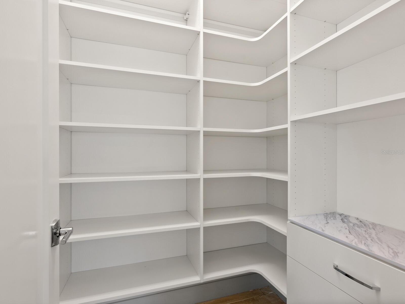 Image 16 of 56 For 482 Royal Flamingo Drive