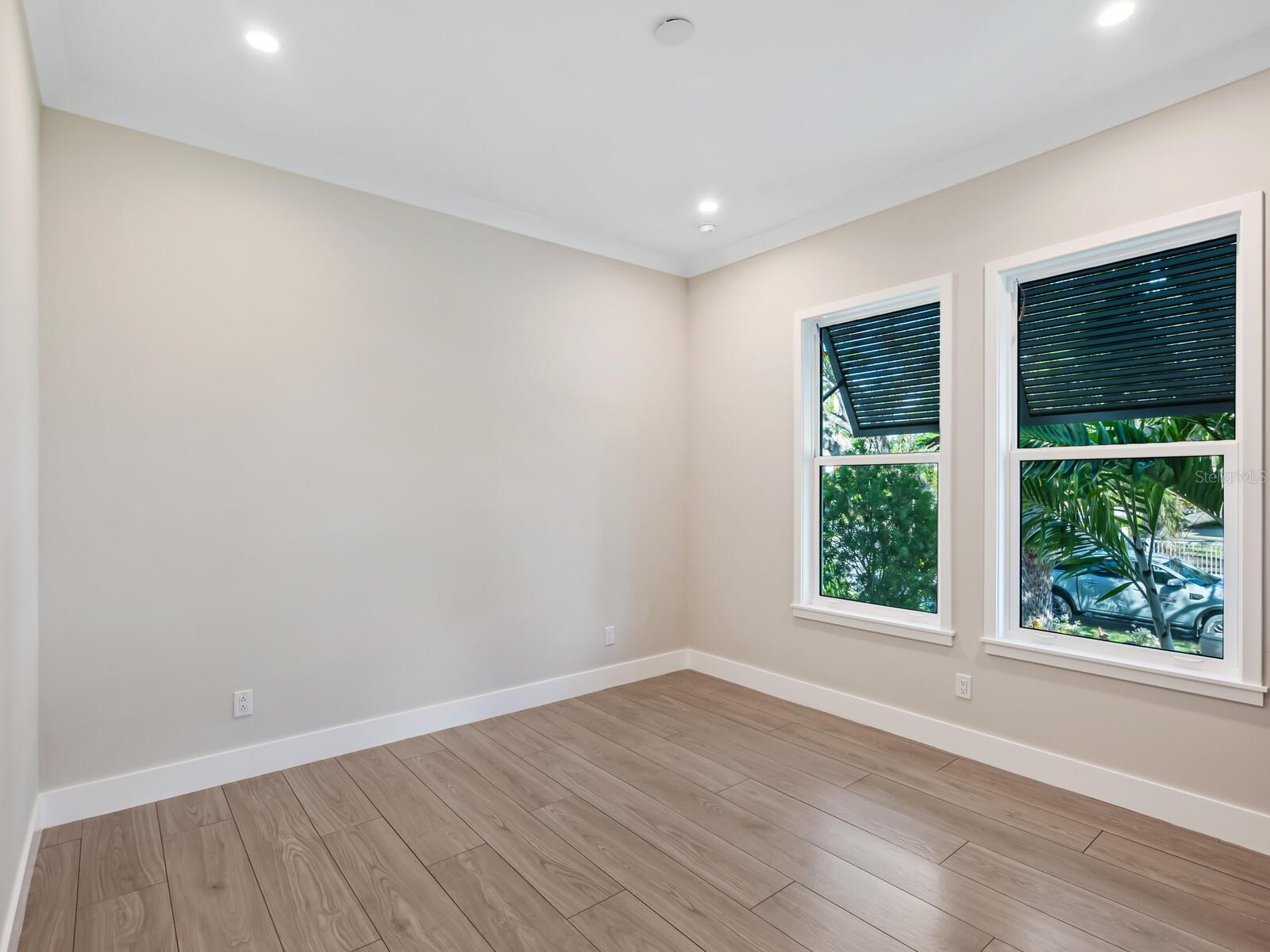 Image 29 of 56 For 482 Royal Flamingo Drive