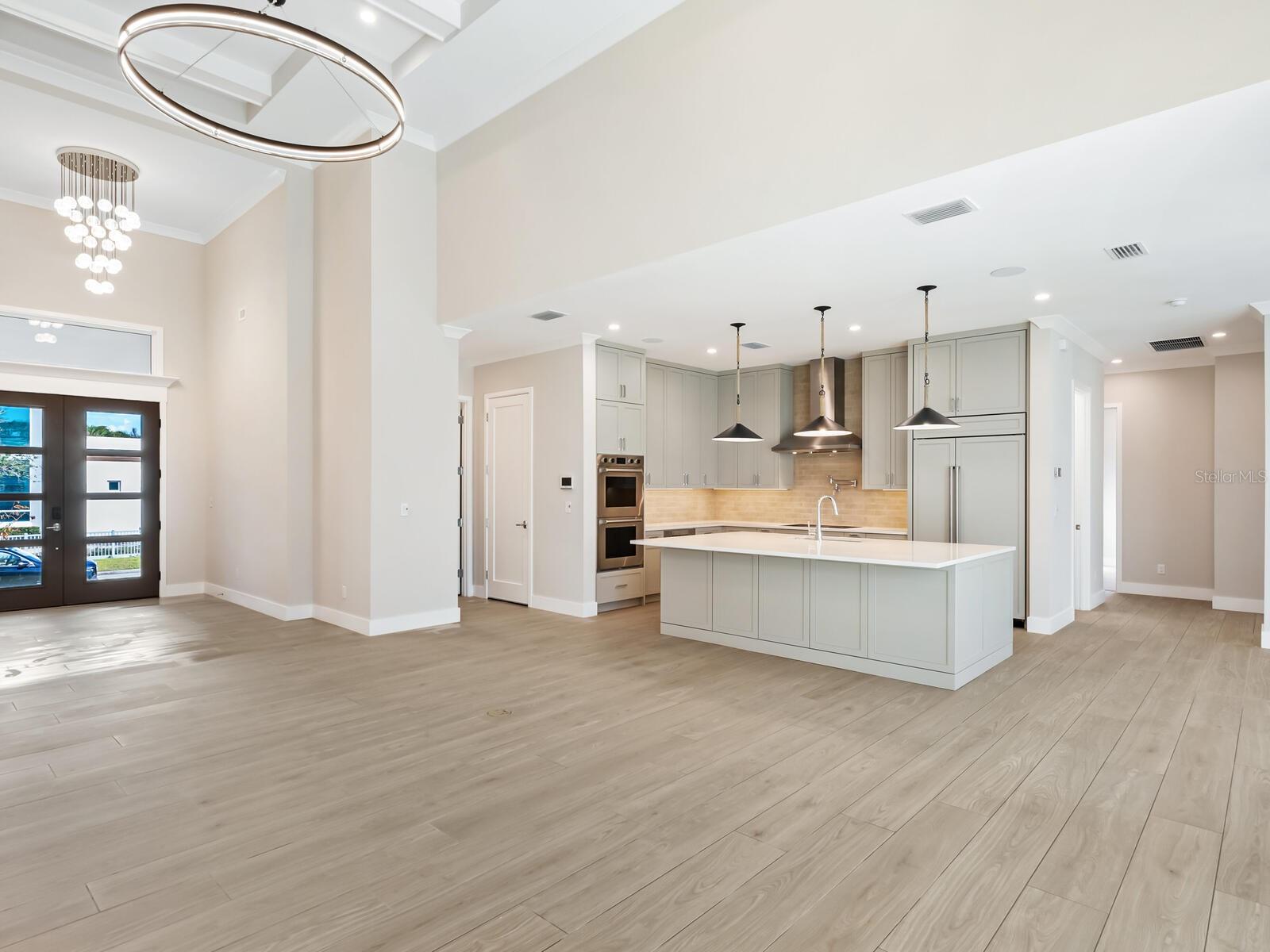 Image 9 of 56 For 482 Royal Flamingo Drive