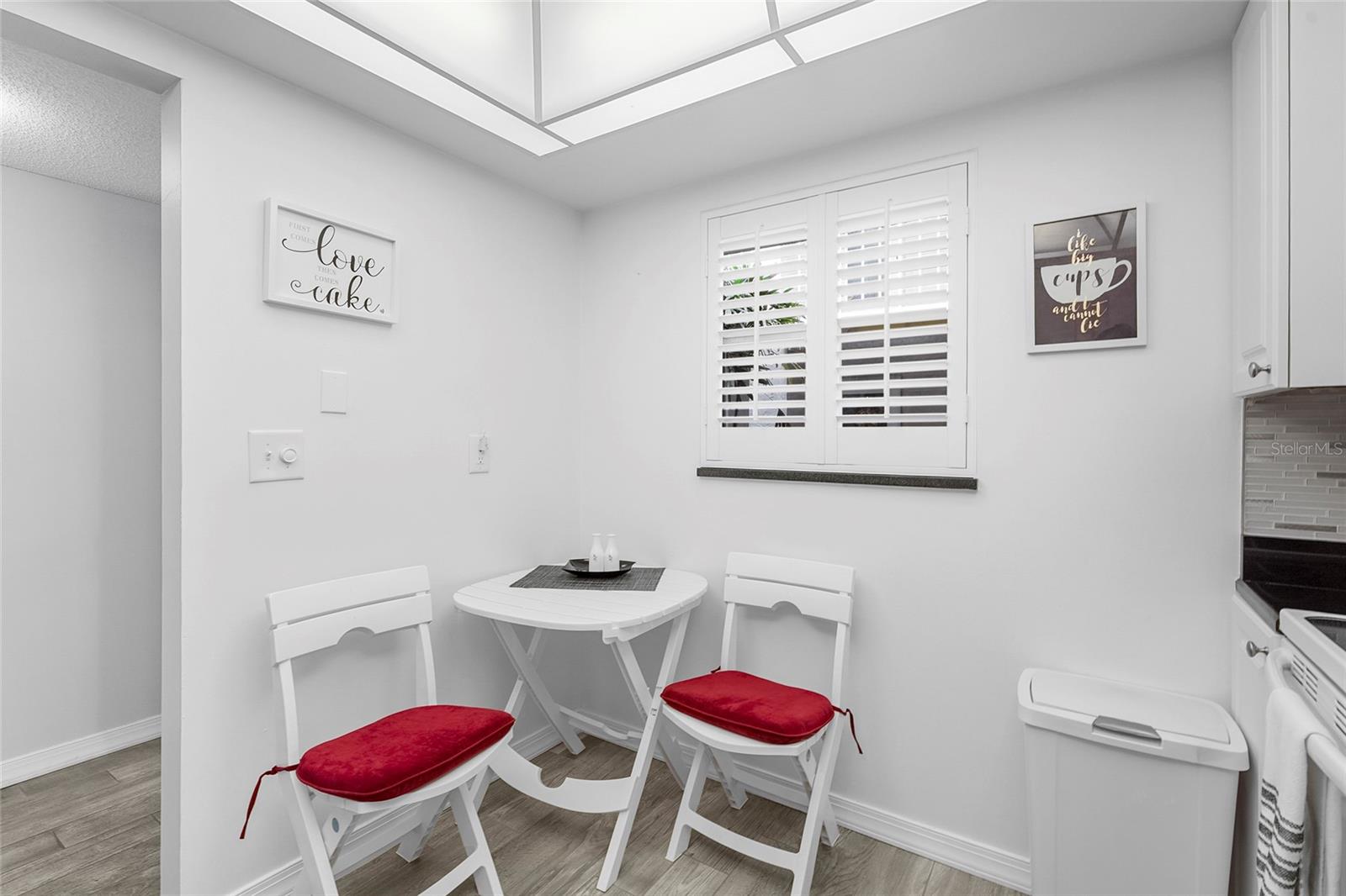Image 15 of 49 For 1540 Glen Oaks Drive E B134