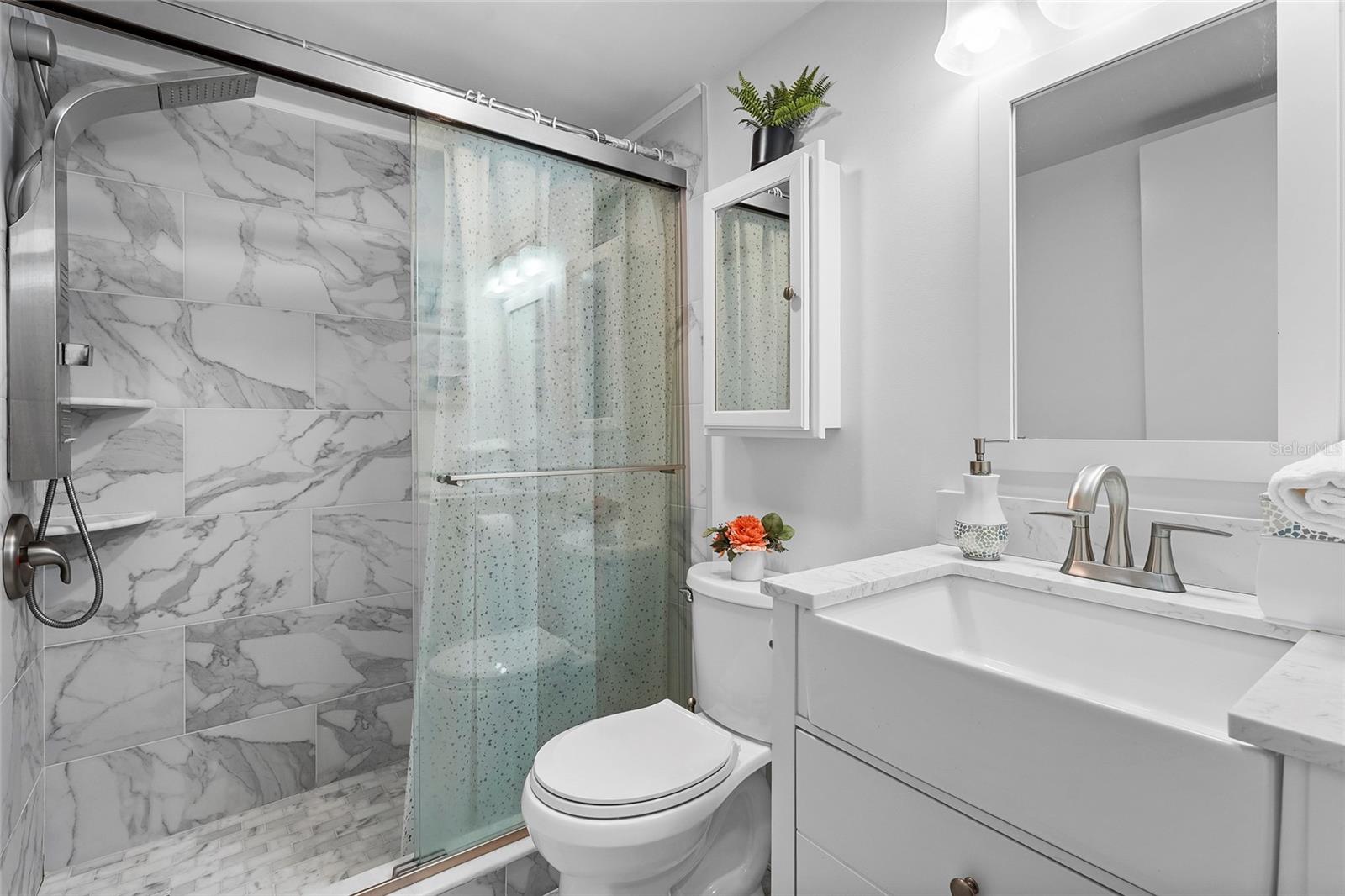 Image 18 of 49 For 1540 Glen Oaks Drive E B134