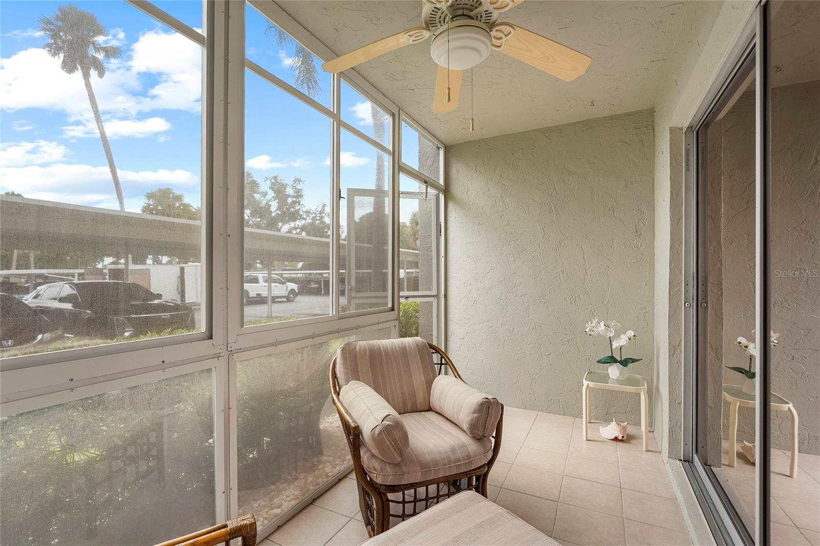 Image 21 of 49 For 1540 Glen Oaks Drive E B134