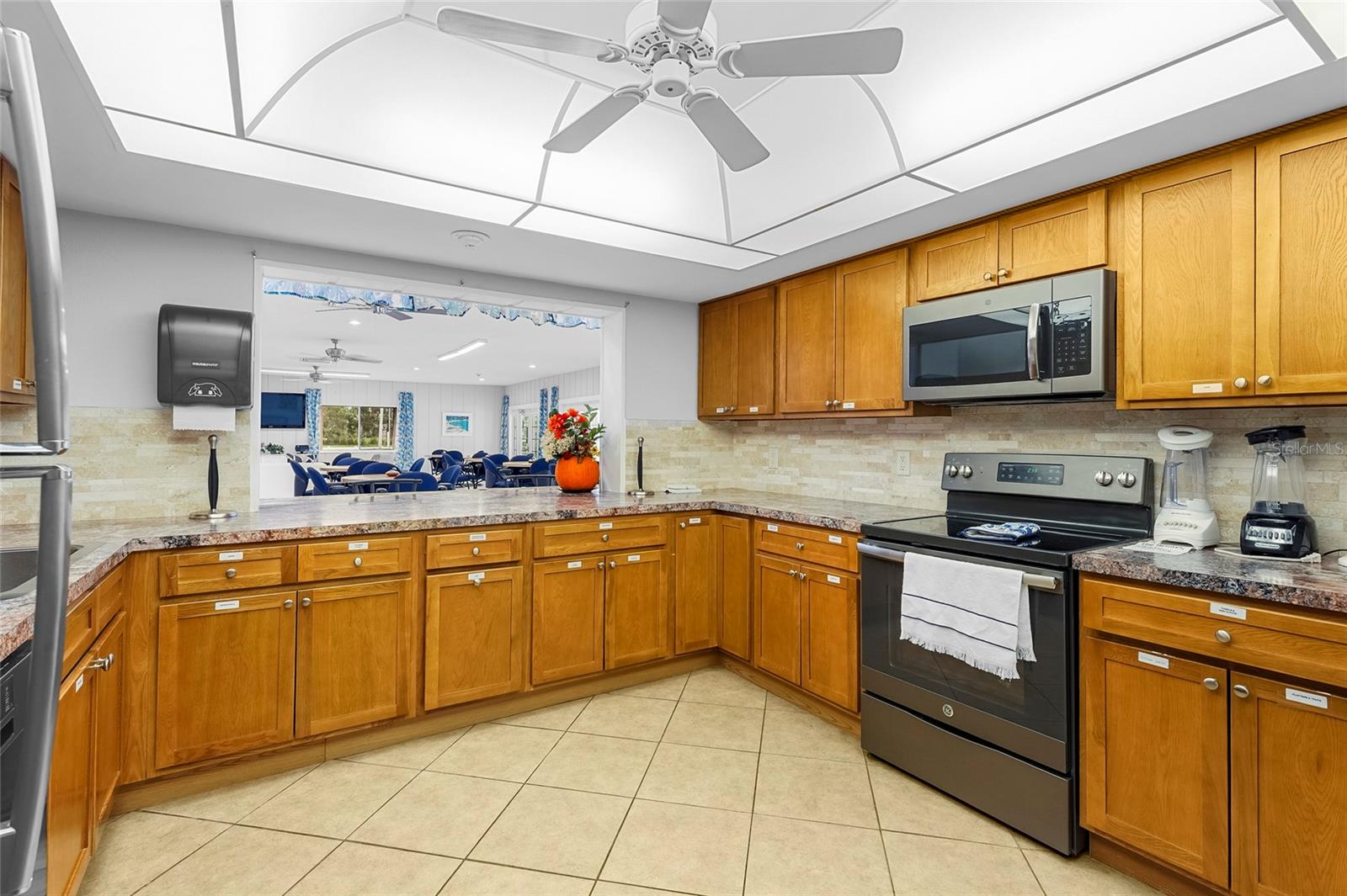 Image 45 of 49 For 1540 Glen Oaks Drive E B134