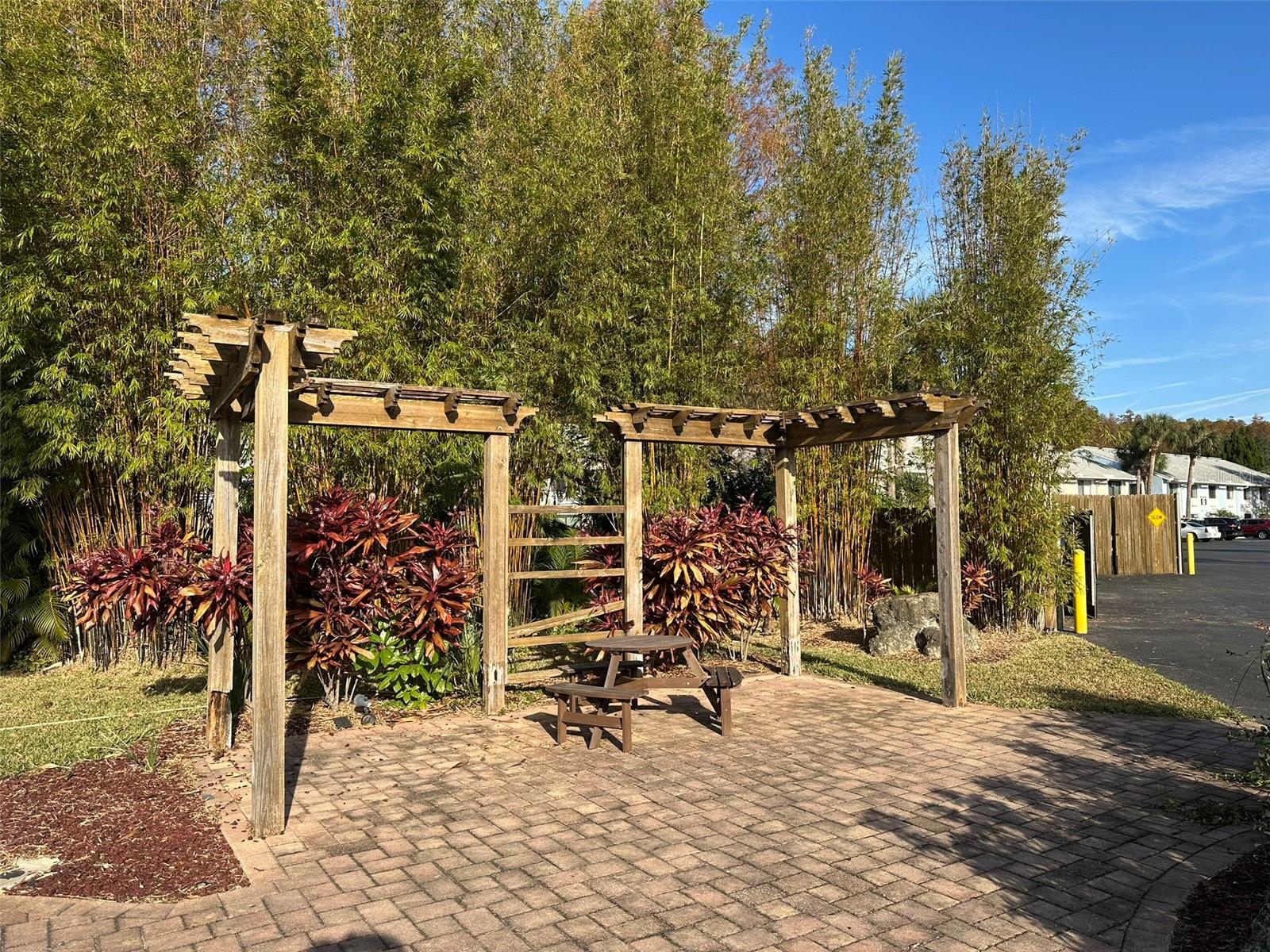 Image 25 of 36 For 1955 Abrico Drive G4