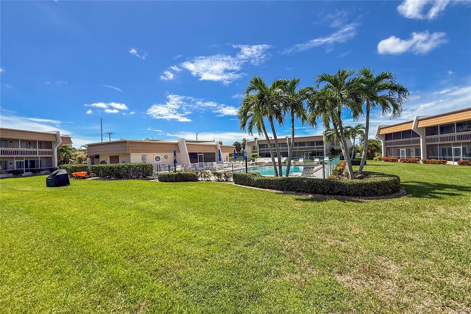 Image 46 of 73 For 1080 Bal Harbor Boulevard 1a