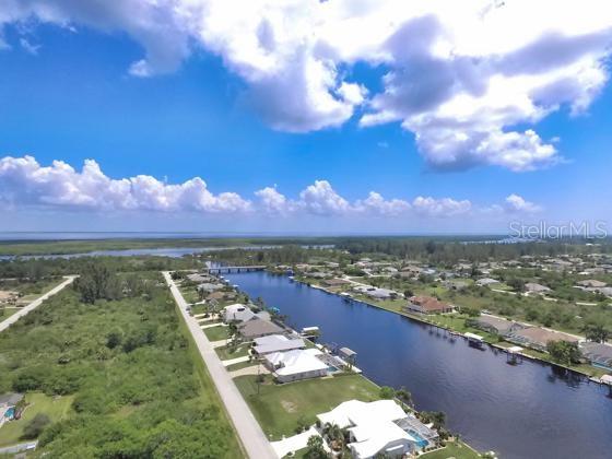 Image 5 of 8 For 10441 Van Wyck Terrace