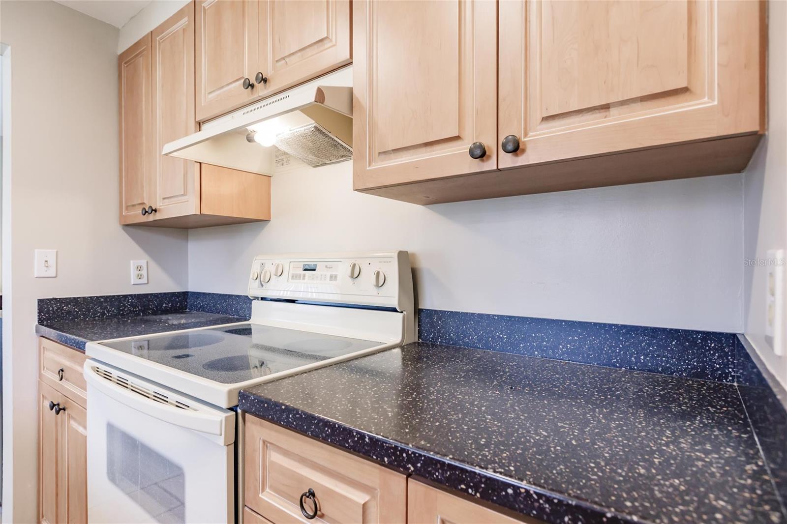 Image 10 of 42 For 3540 Hispania Place 214