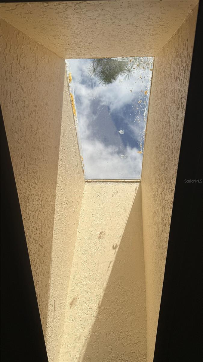 Image 79 of 84 For 3620 Tampa Circle