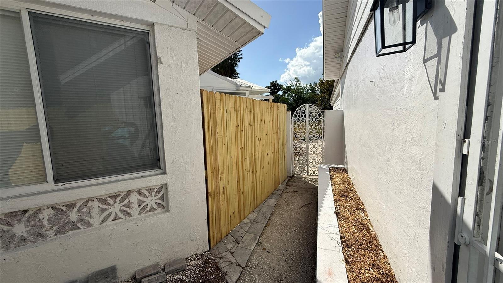 Image 92 of 96 For 3620 Tampa Circle