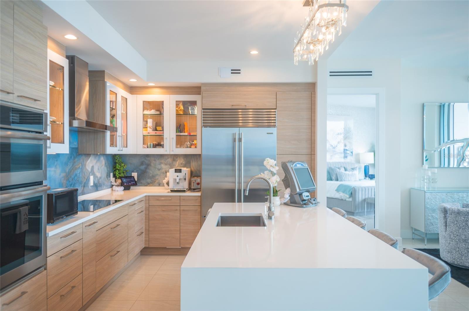 Image 11 of 80 For 1155 Gulfstream Avenue 1607