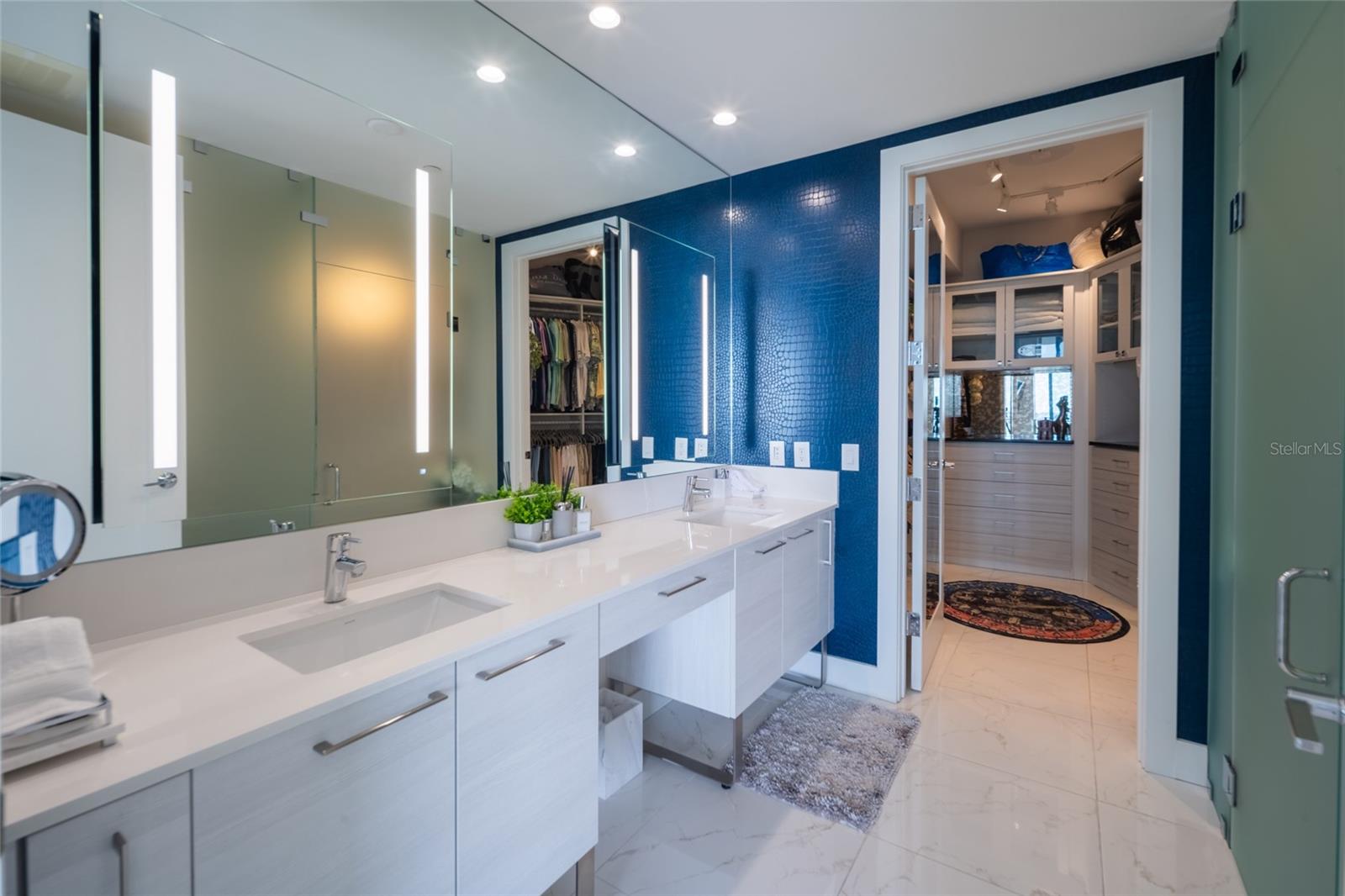Image 30 of 80 For 1155 Gulfstream Avenue 1607