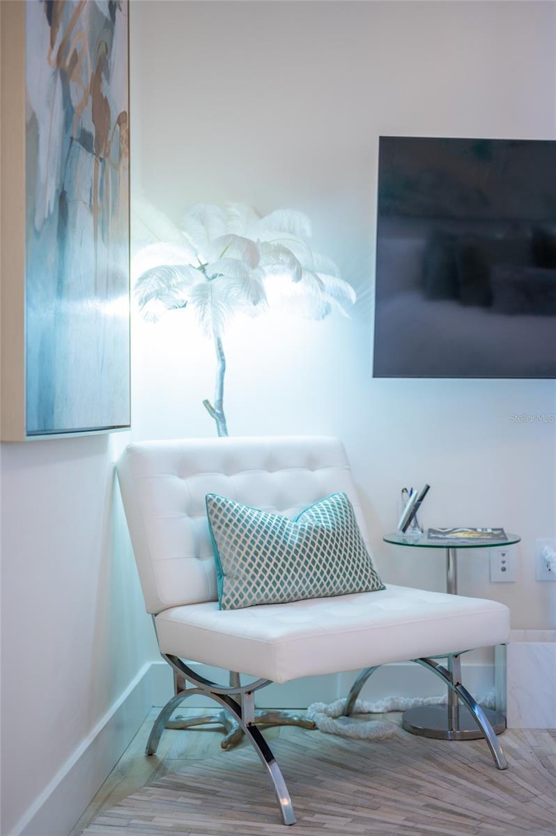 Image 38 of 80 For 1155 Gulfstream Avenue 1607