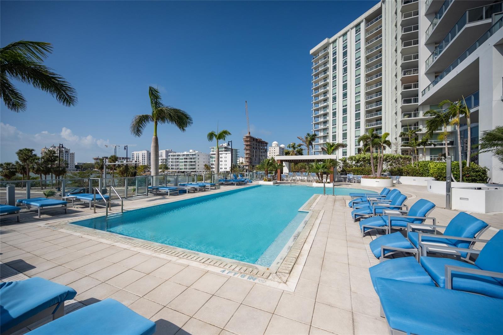 Image 43 of 80 For 1155 Gulfstream Avenue 1607