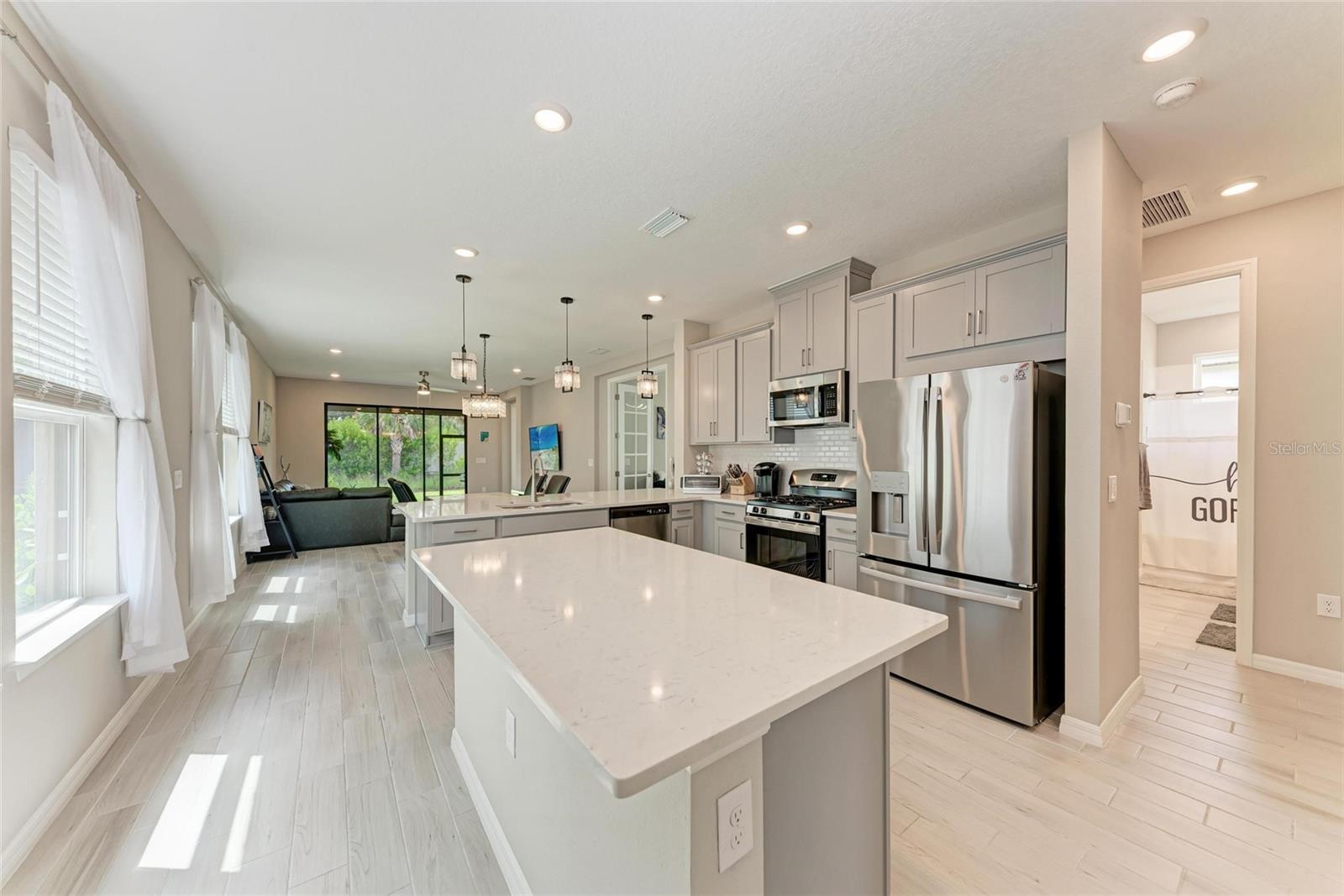 Image 10 of 50 For 15113 Shady Palms Lane