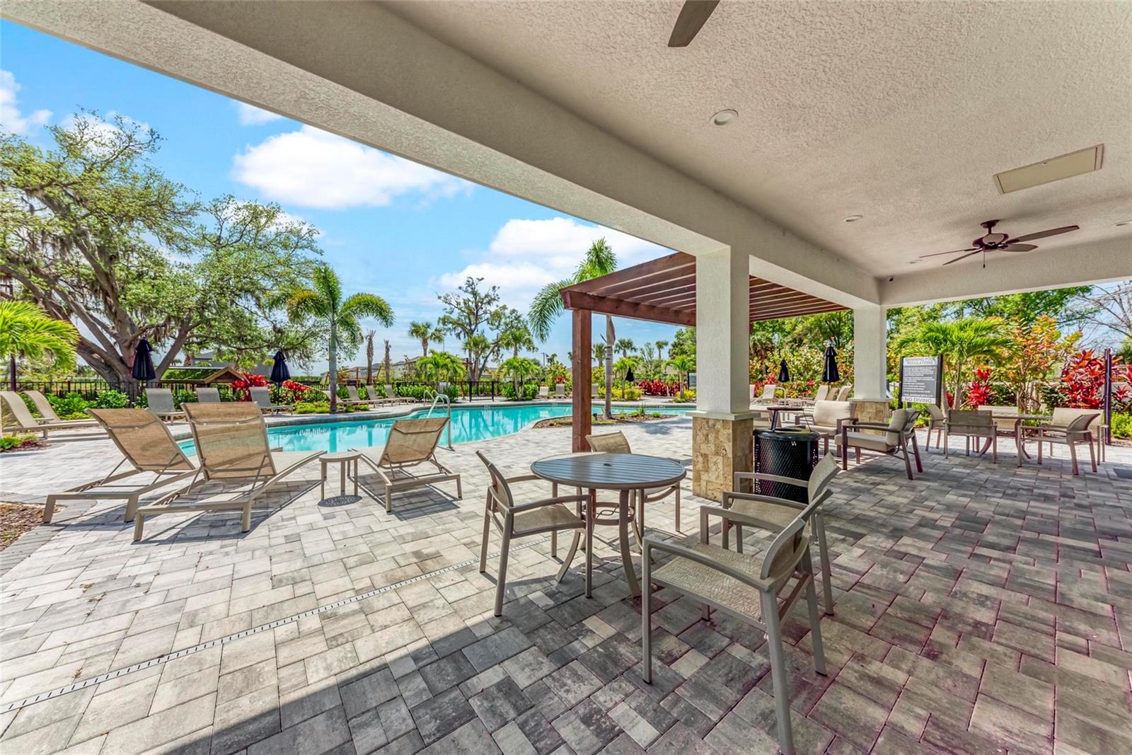 Image 41 of 50 For 15113 Shady Palms Lane