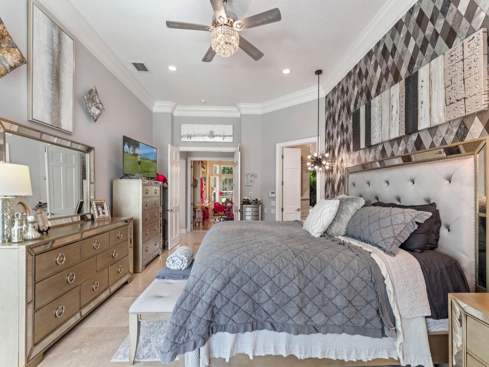 Image 30 of 95 For 8687 Woodbriar Drive