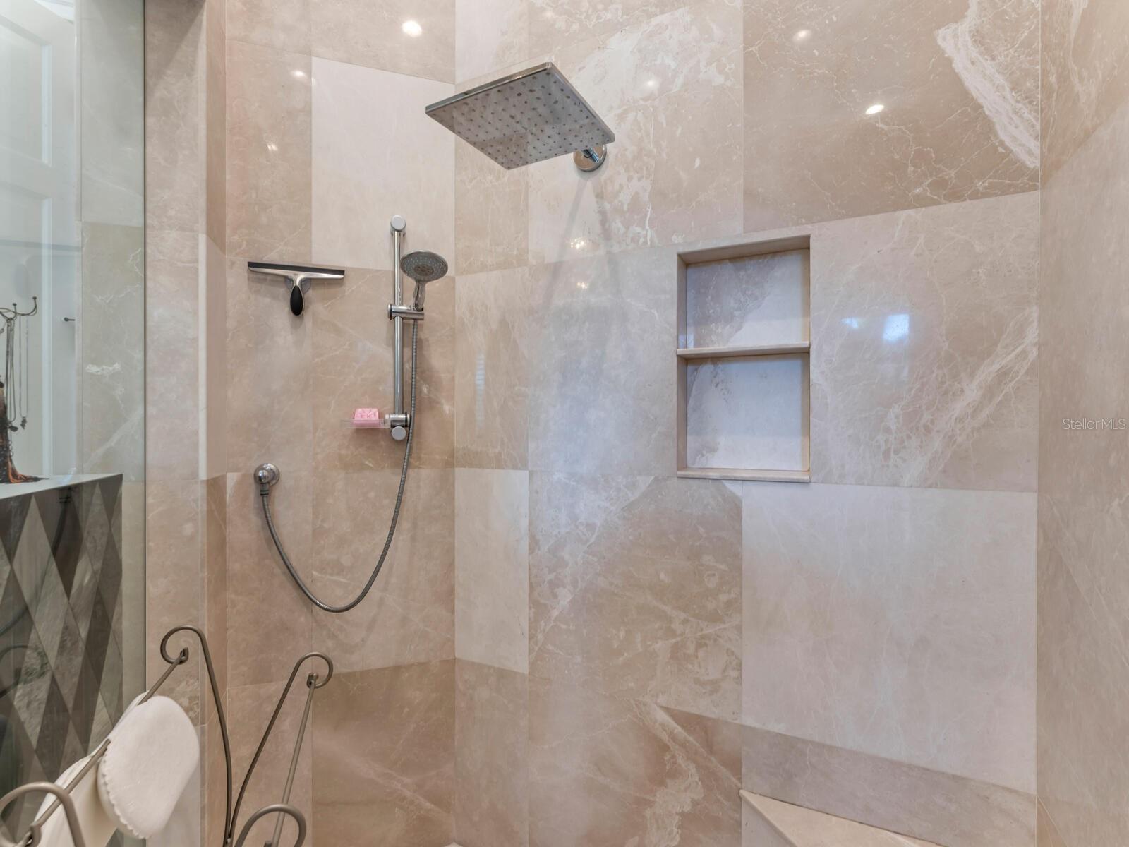 Image 38 of 95 For 8687 Woodbriar Drive