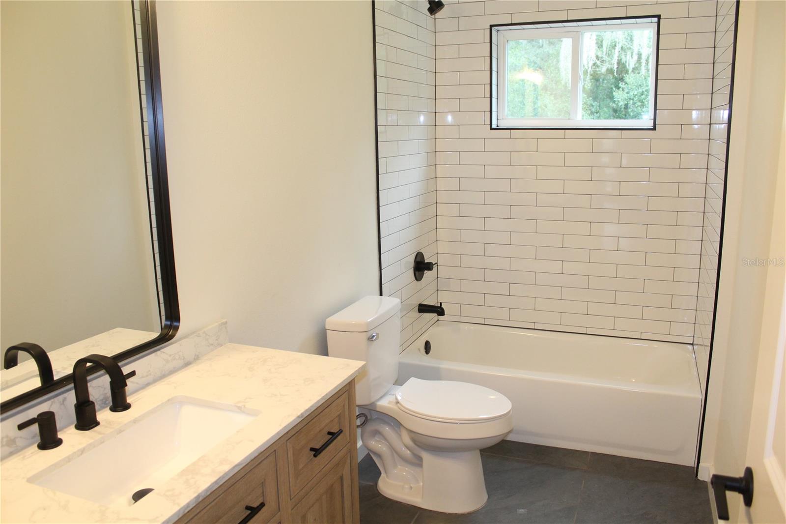 Image 15 of 21 For 14451 Manatee Road