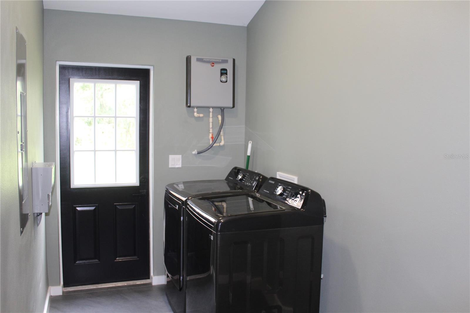 Image 21 of 21 For 14451 Manatee Road