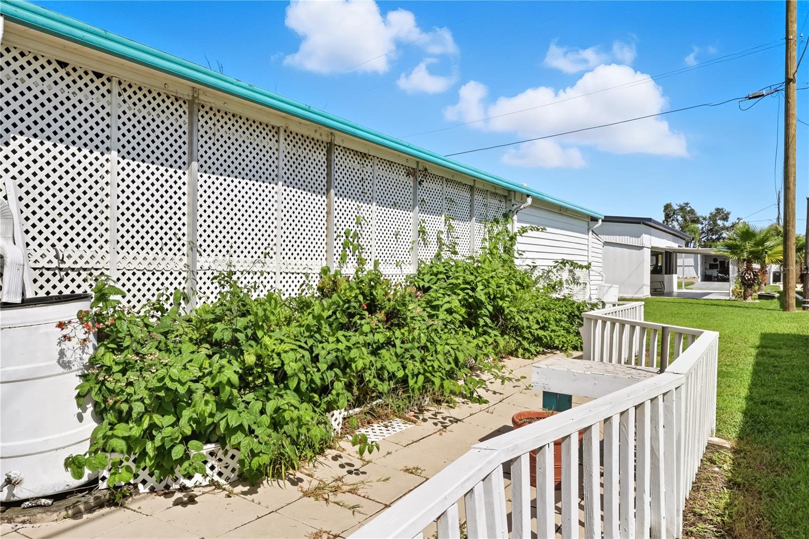 Image 2 of 20 For 111 48th Avenue Terrace W