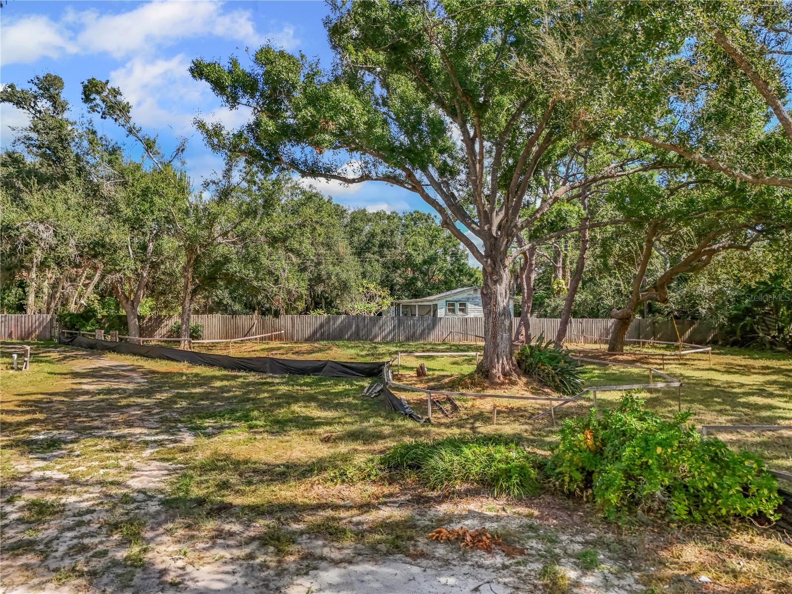 Image 11 of 28 For 0 Sunshine Avenue 0076070033