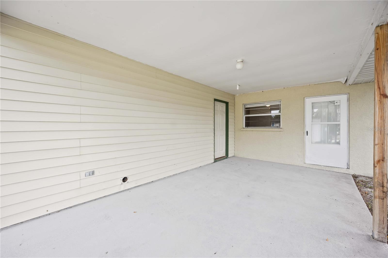 Image 18 of 33 For 4727 34th Street W