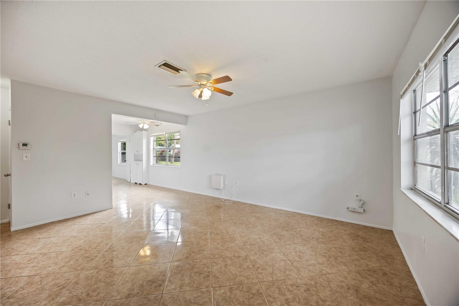 Image 19 of 33 For 4727 34th Street W