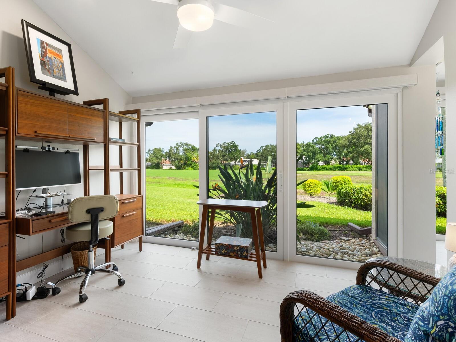 Image 21 of 73 For 6103 Clubside Drive 6103