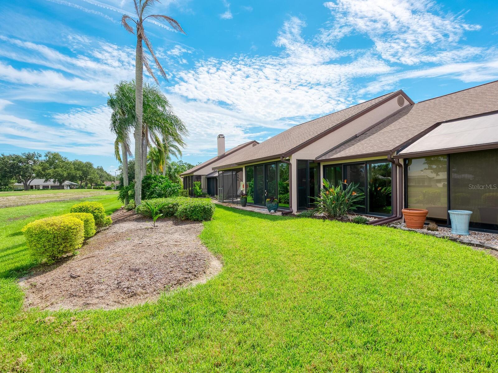 Image 31 of 73 For 6103 Clubside Drive 6103