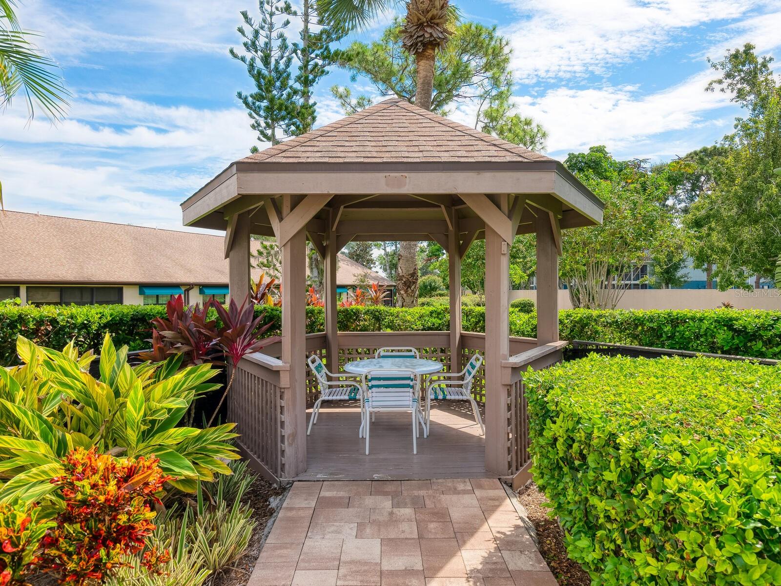 Image 40 of 73 For 6103 Clubside Drive 6103