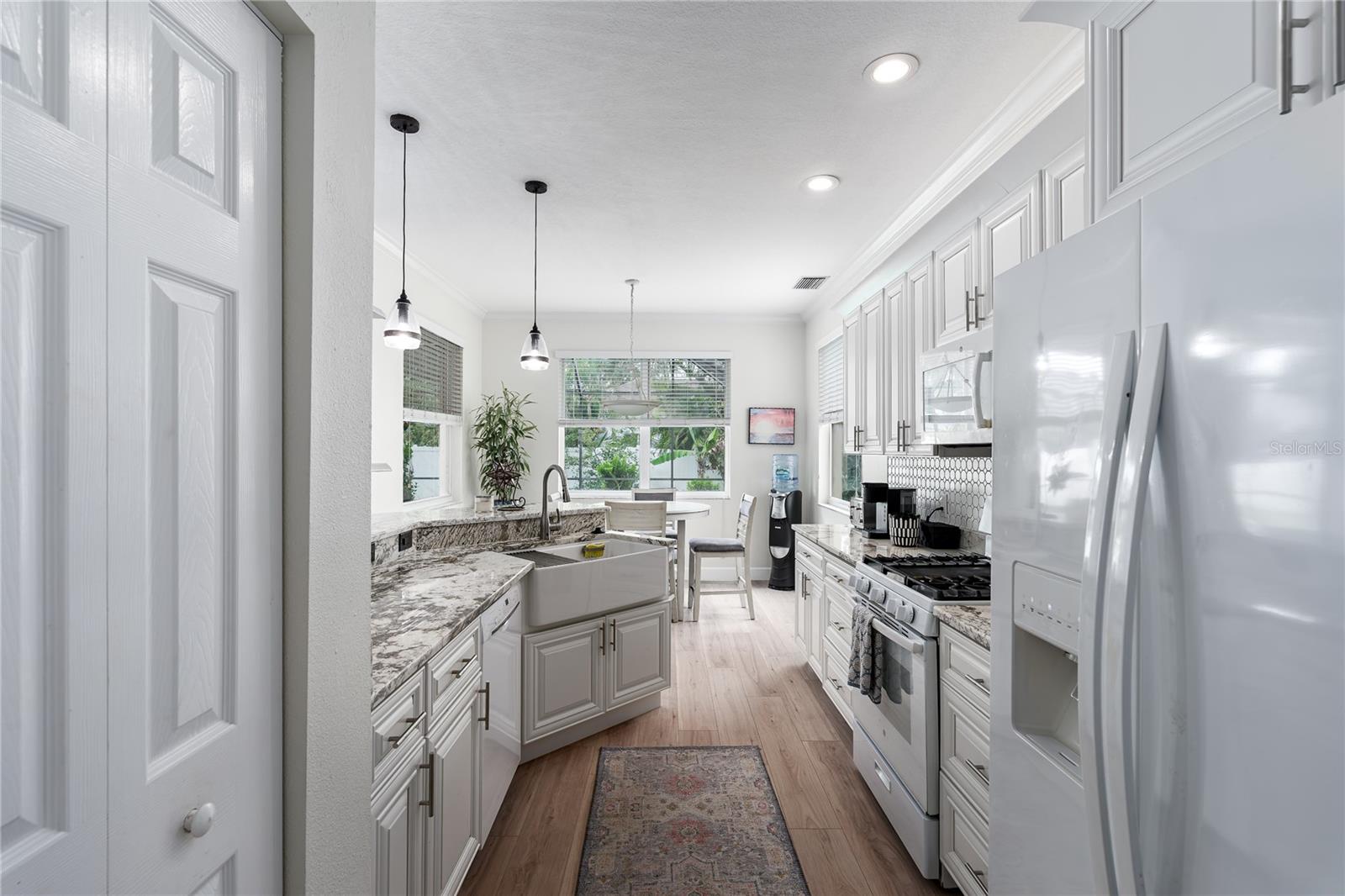 Image 4 of 35 For 11206 Pine Lilly Place