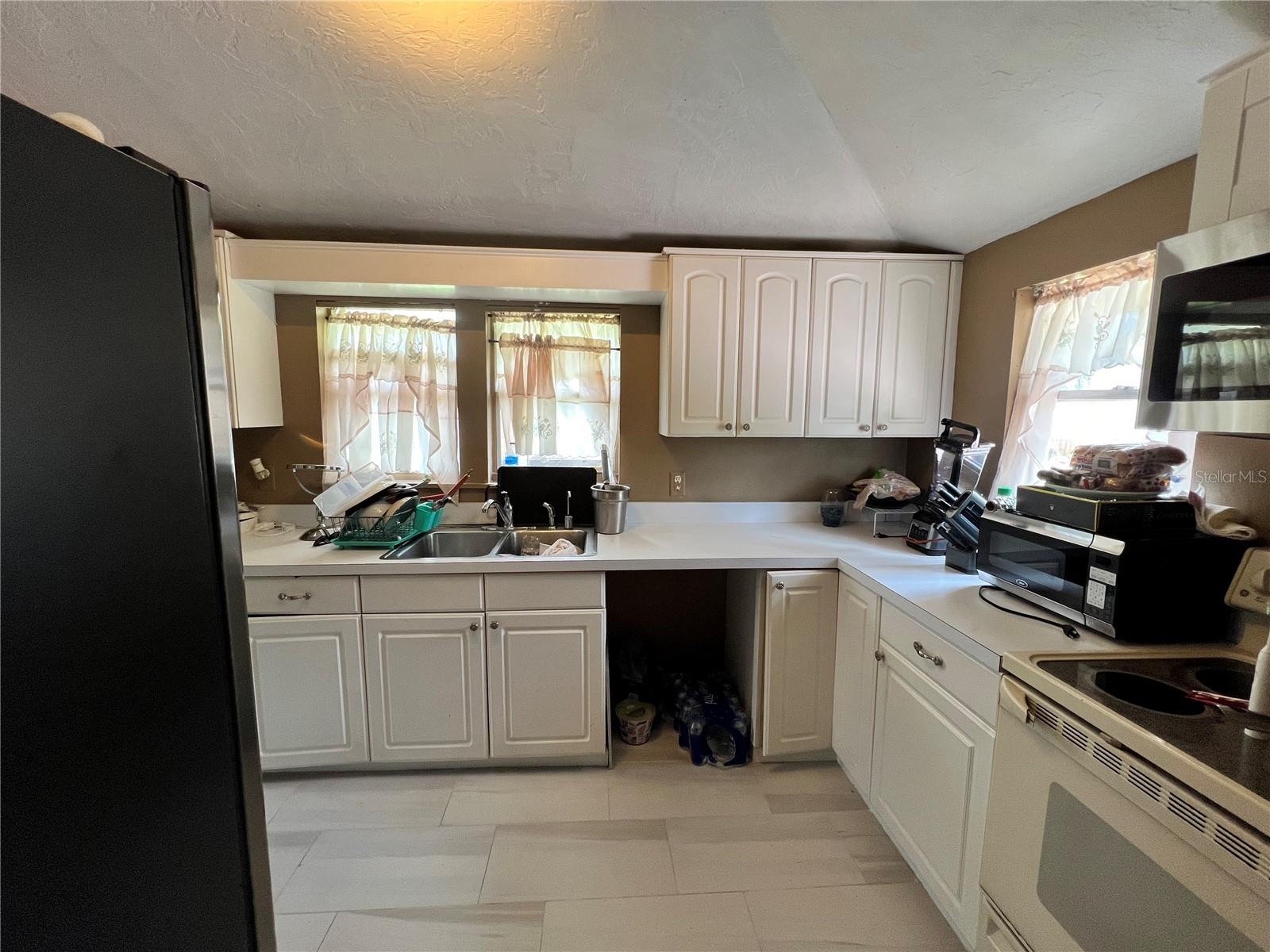 Image 15 of 18 For 4223 Sawyer Road