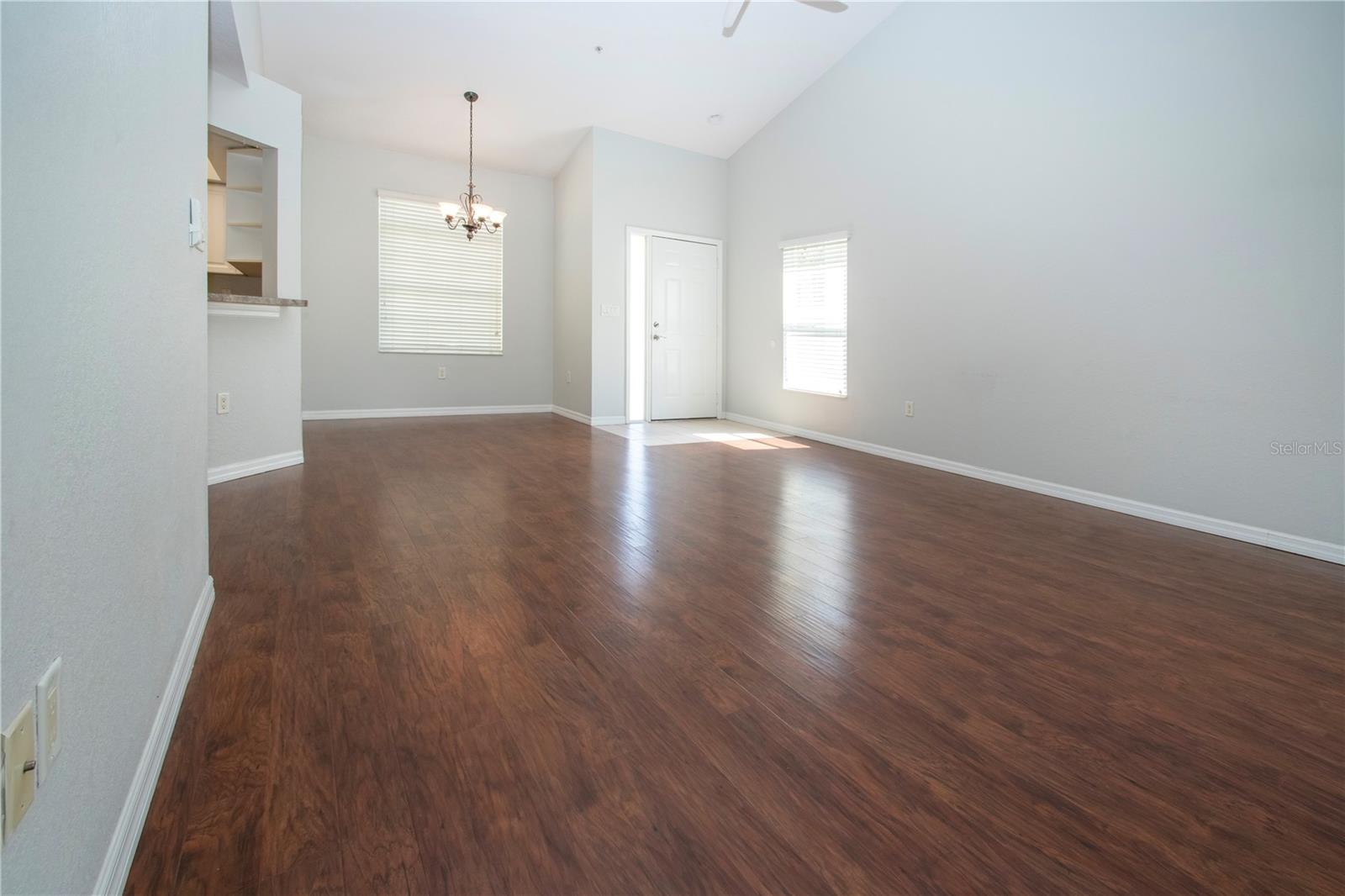 Image 17 of 71 For 6426 Bay Cedar Lane 101