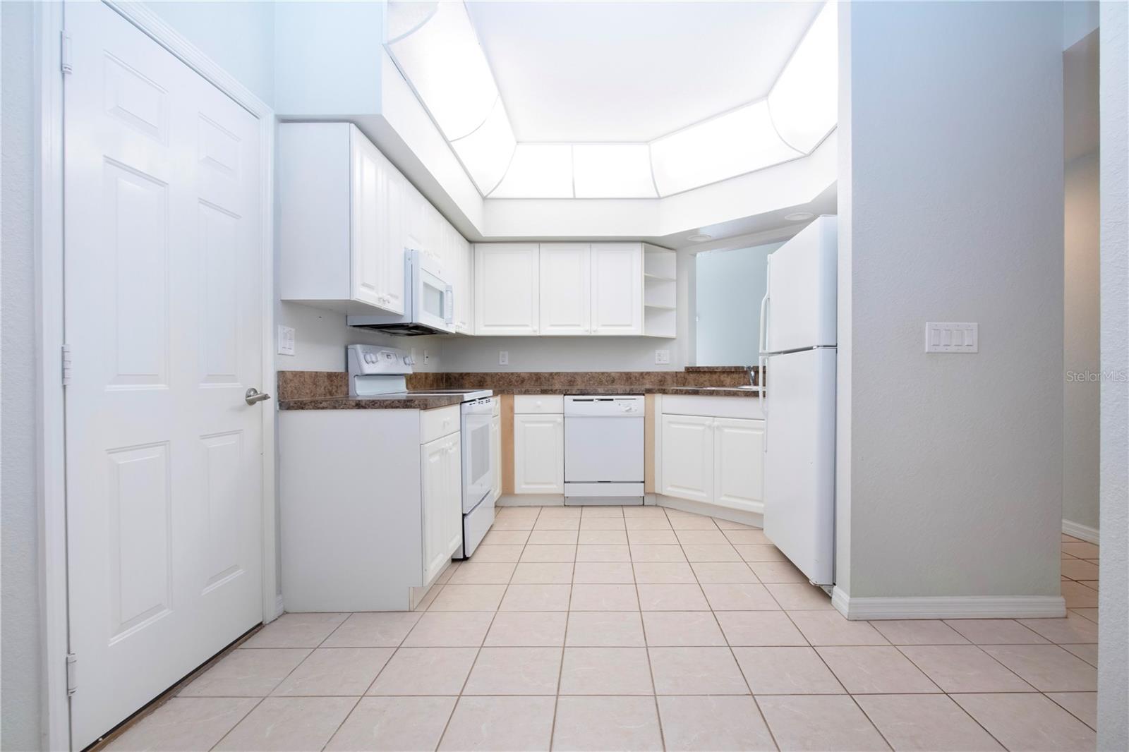 Image 21 of 71 For 6426 Bay Cedar Lane 101