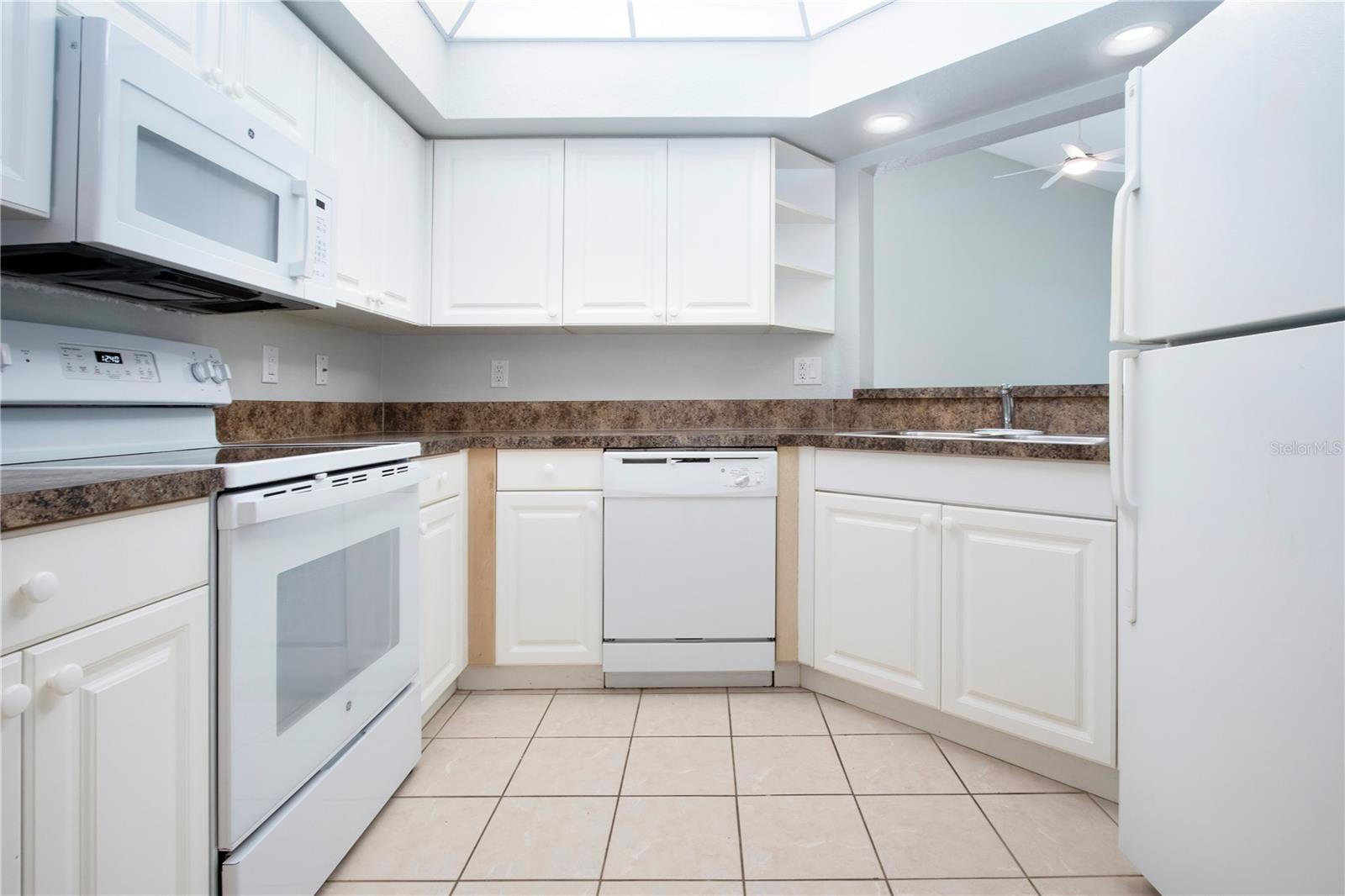 Image 22 of 71 For 6426 Bay Cedar Lane 101
