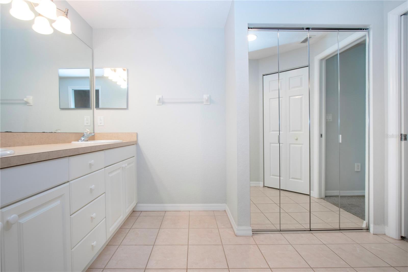 Image 34 of 71 For 6426 Bay Cedar Lane 101