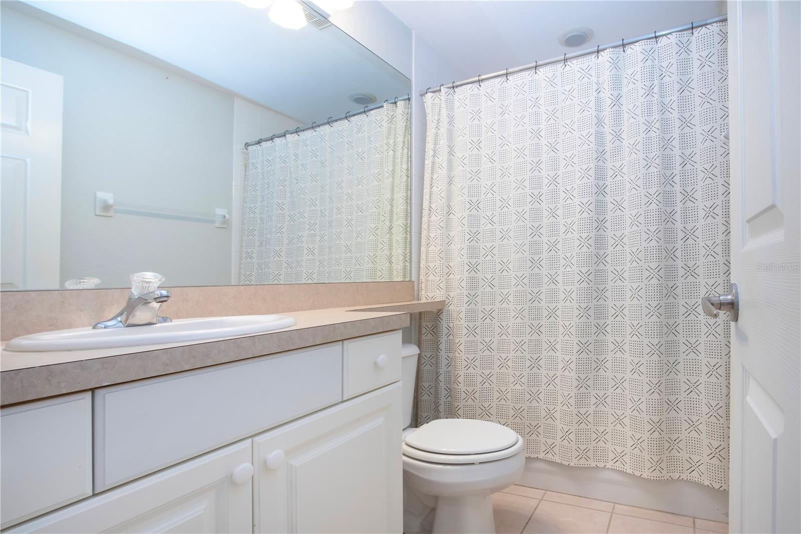 Image 40 of 71 For 6426 Bay Cedar Lane 101
