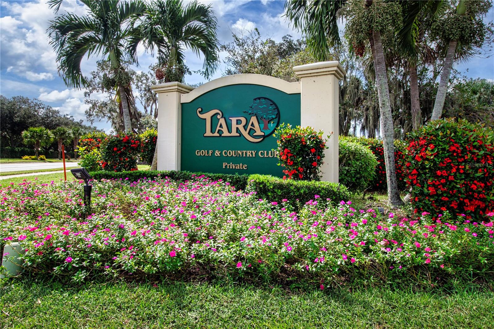 Image 65 of 71 For 6426 Bay Cedar Lane 101