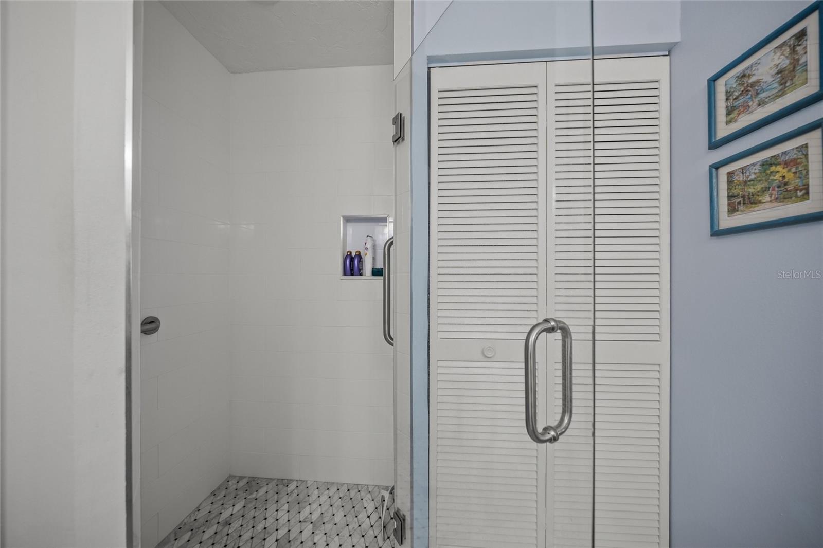 Image 20 of 38 For 6052 Bonaventure Place