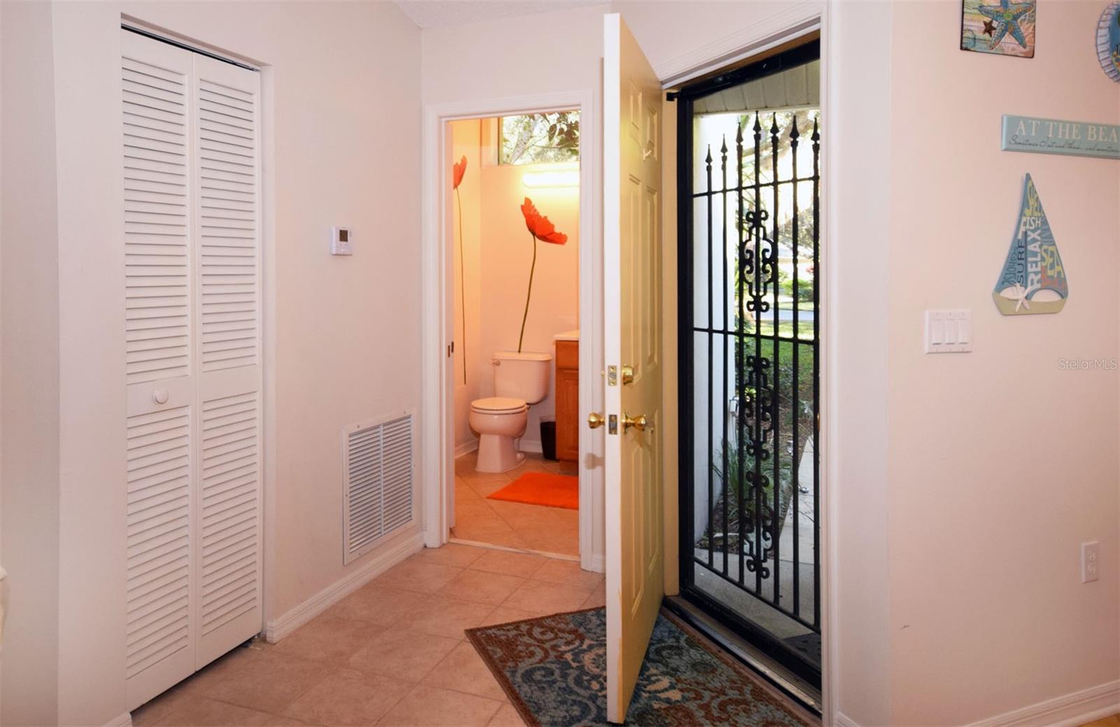 Image 4 of 31 For 231 Southampton Lane 277