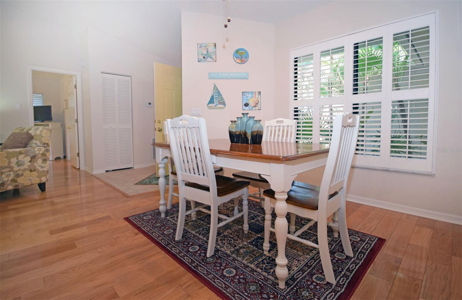 Image 7 of 31 For 231 Southampton Lane 277