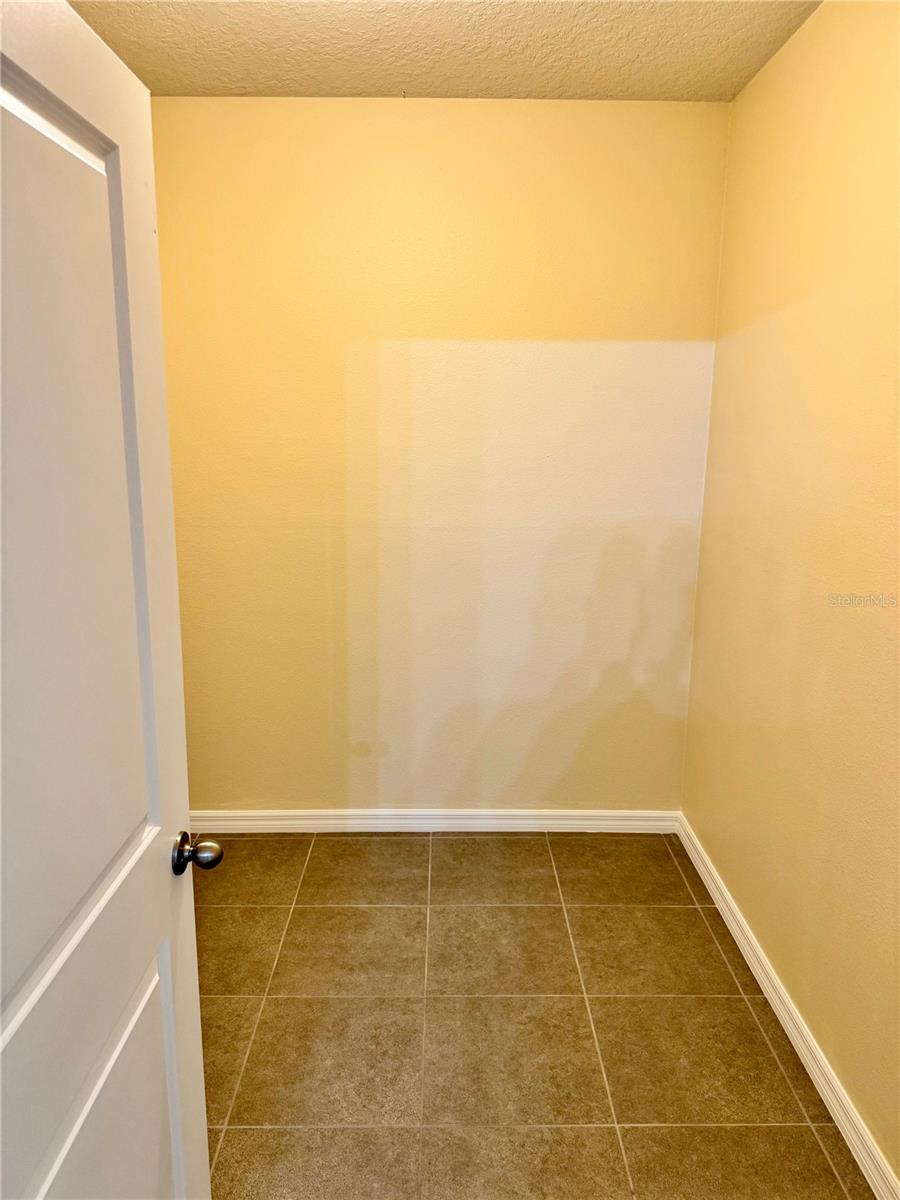 Image 26 of 55 For 2924 46th Avenue