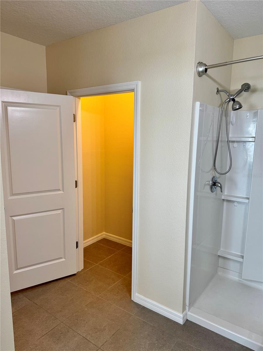 Image 27 of 55 For 2924 46th Avenue