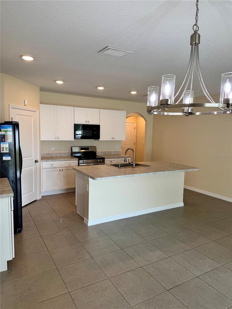 Image 8 of 55 For 2924 46th Avenue