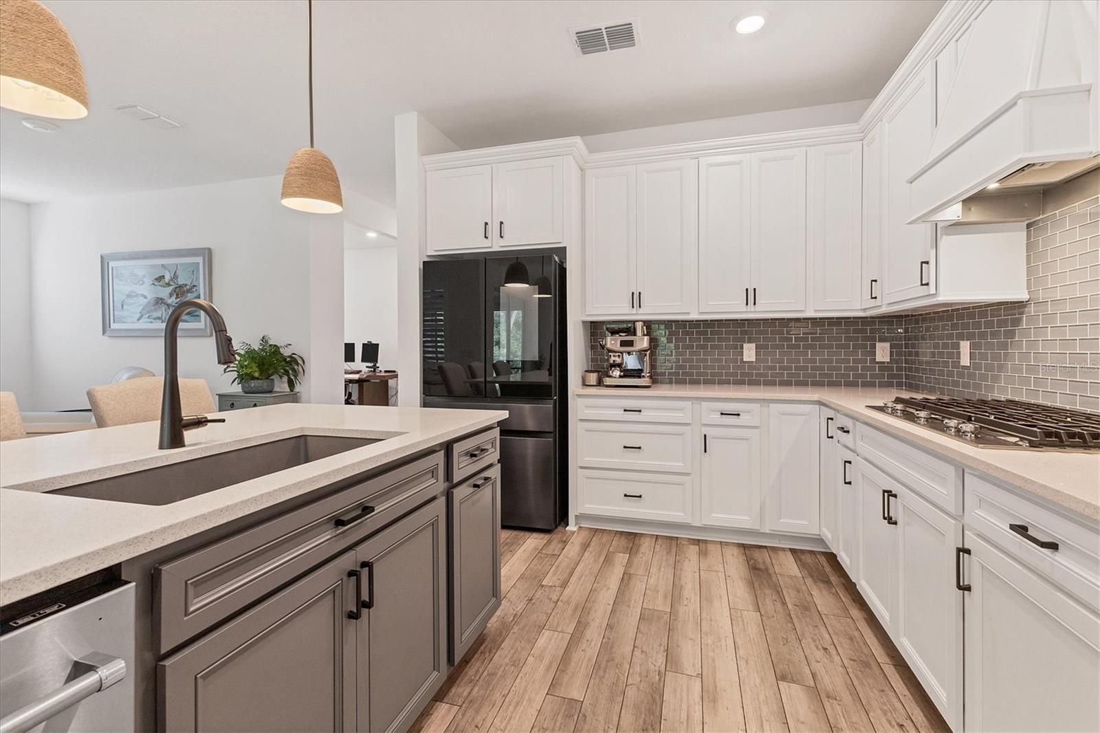 Image 19 of 86 For 10622 Wynward Way