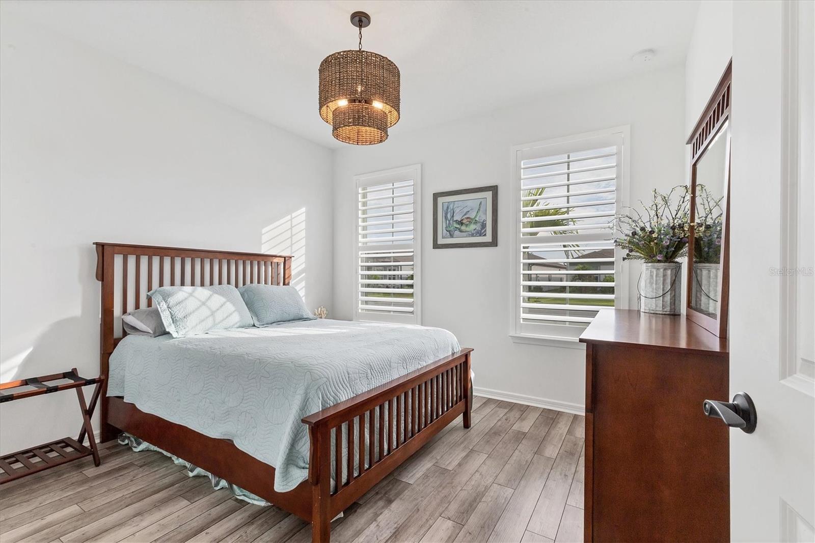Image 31 of 86 For 10622 Wynward Way