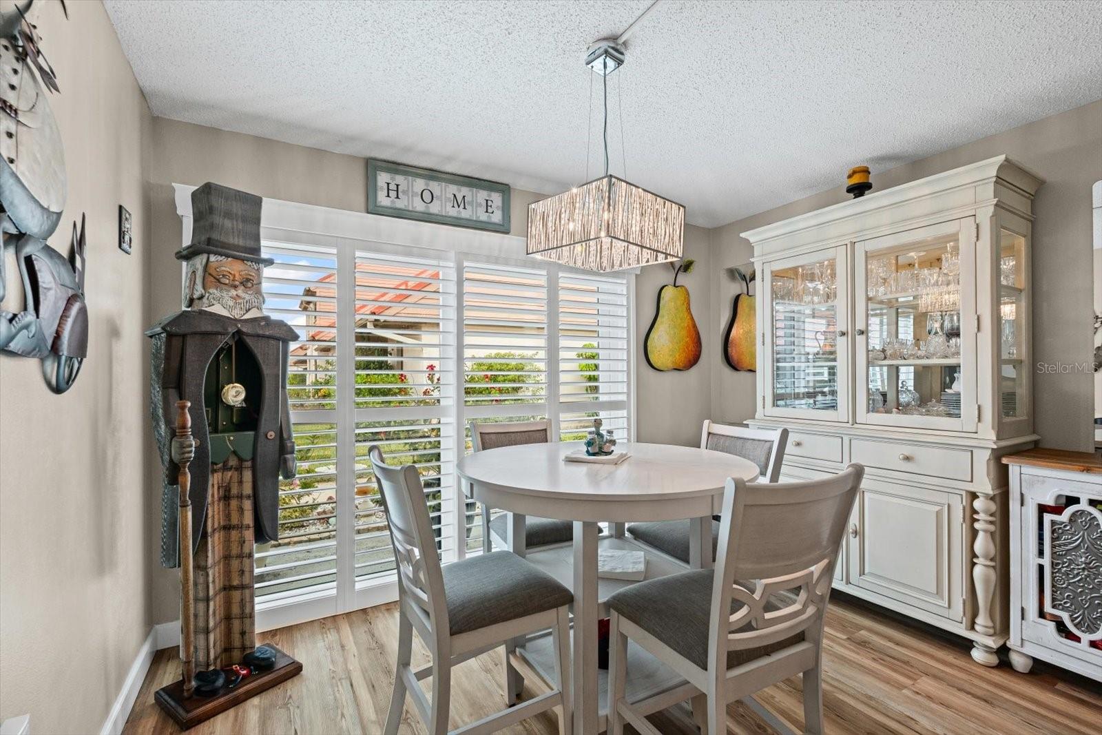 Image 8 of 42 For 6447 Draw Lane 53