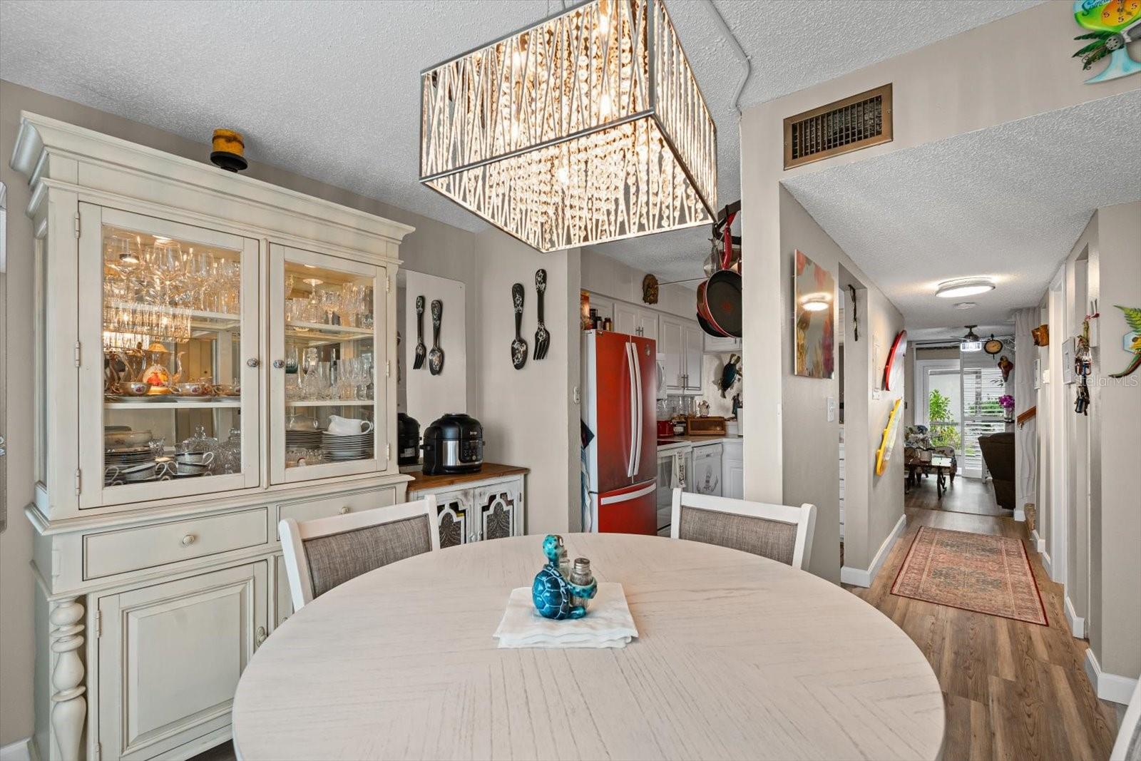 Image 9 of 42 For 6447 Draw Lane 53