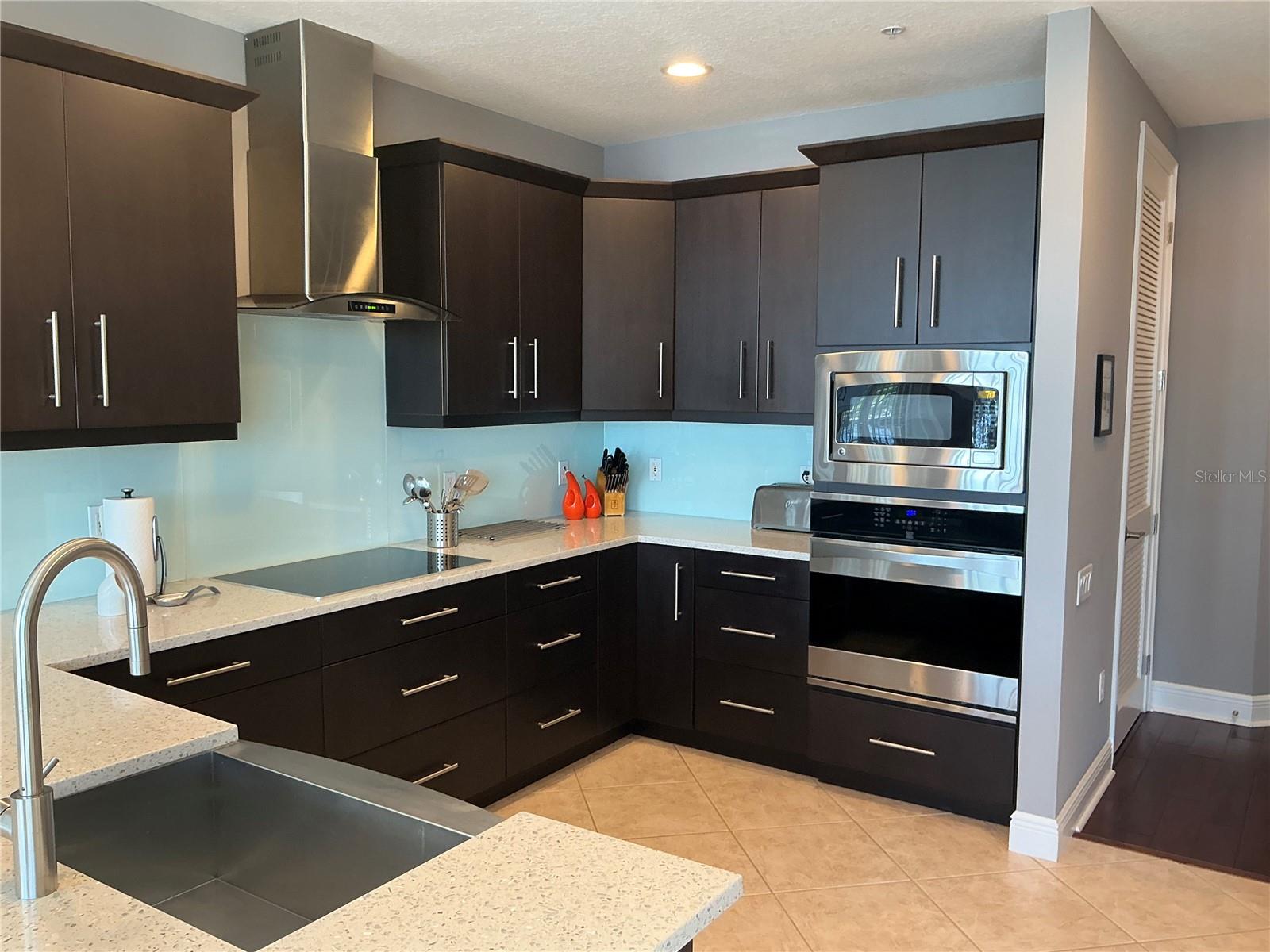 Image 25 of 100 For 6539 Moorings Point Circle 102